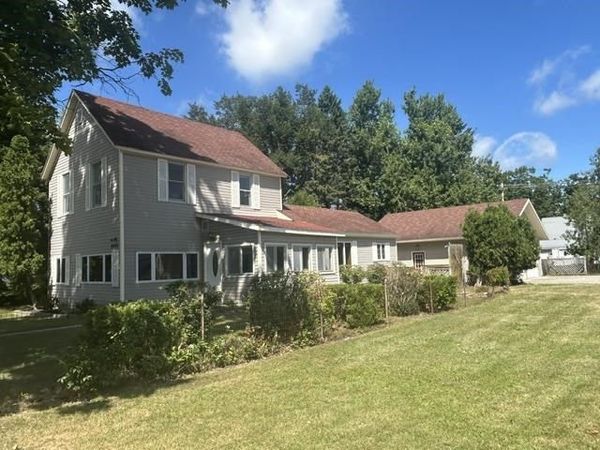 6469 Mill Street, Pellston, MI 49769