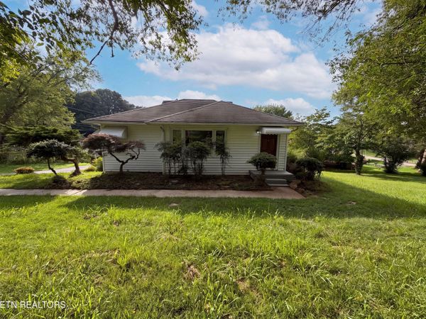 612 Victor Drive, Knoxville, TN 37912