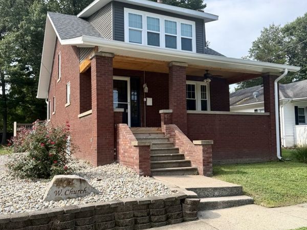 404 W Church Street , Benton, IL 62812