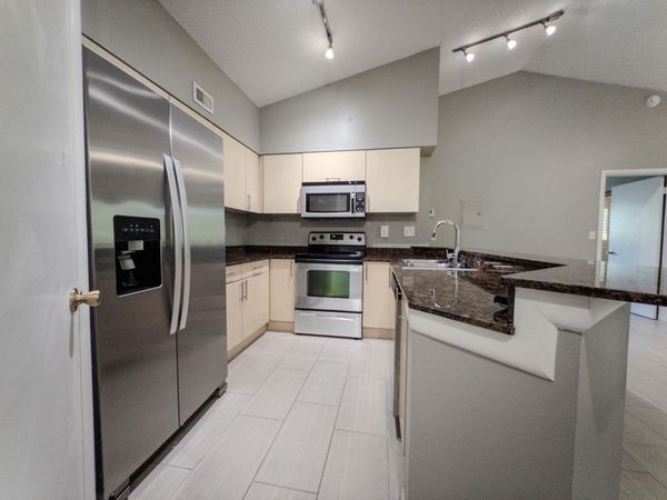 2550 SW 18TH Terrace, Unit 1606, Fort Lauderdale, FL 33315