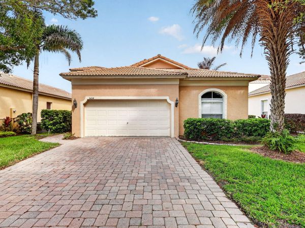 5614 SUNBERRY Circle, Fort Pierce, FL 34951