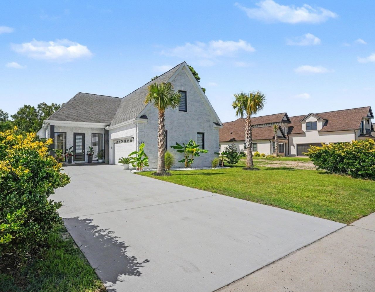 987 Shipmaster Ave. Photo 2