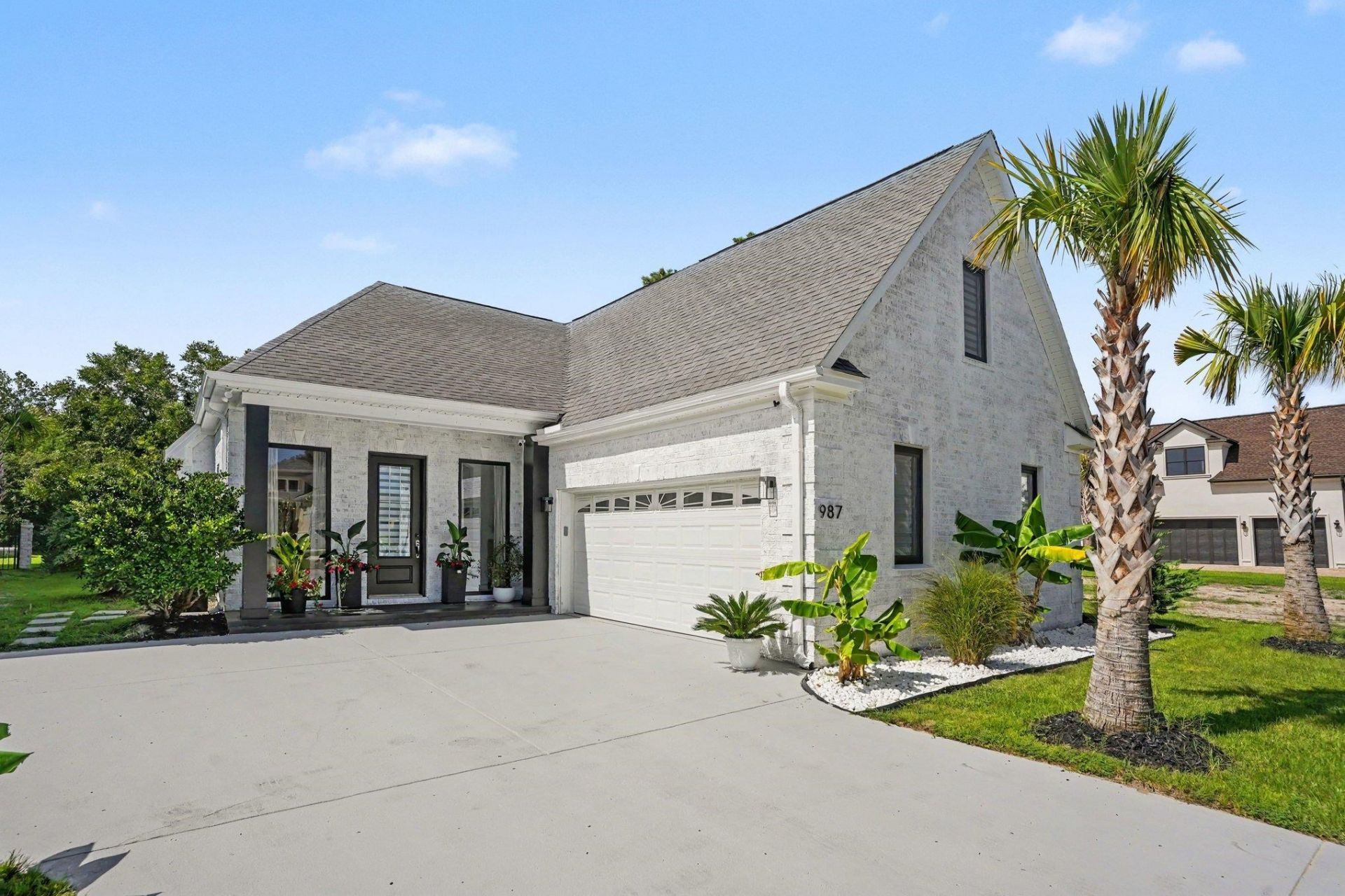 987 Shipmaster Ave. Photo 3