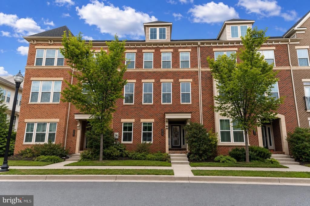 8223 MINER STREET, GREENBELT, MD 20770