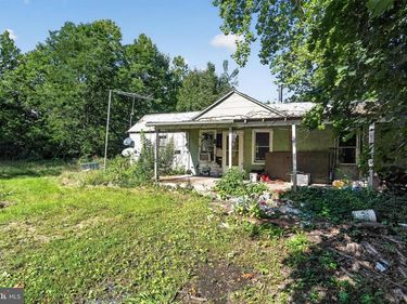 24 MARBLE VALLEY ROAD, DEERFIELD, VA 24432