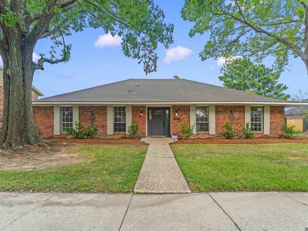 15035 Shenandoah Ave, Baton Rouge, LA 70817