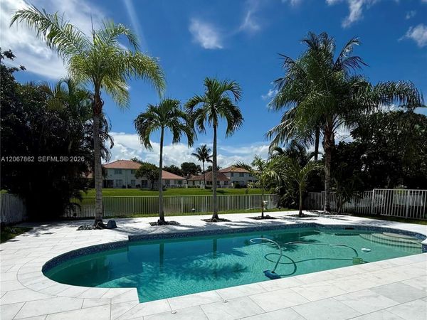 1800 NW 78th Ave , Pembroke Pines, FL 33024