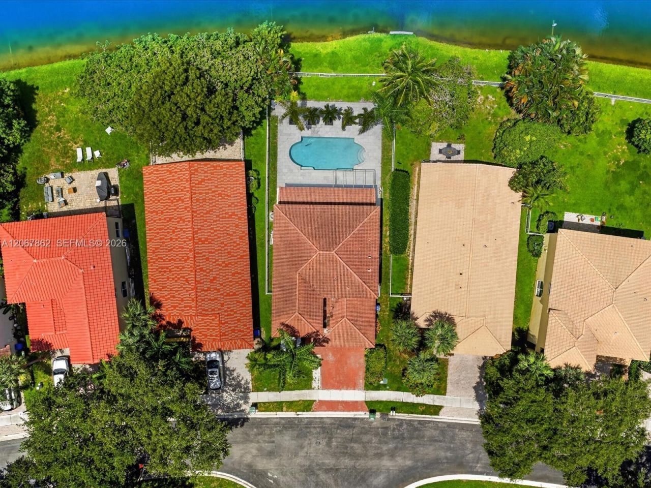 1800 NW 78th Ave, Pembroke Pines, FL 33024 Photo