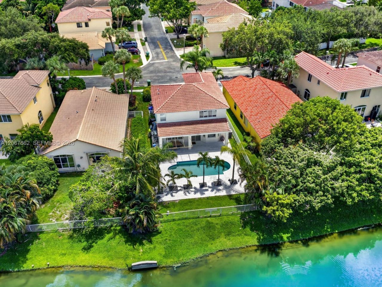 1800 NW 78th Ave, Pembroke Pines, FL 33024 Photo