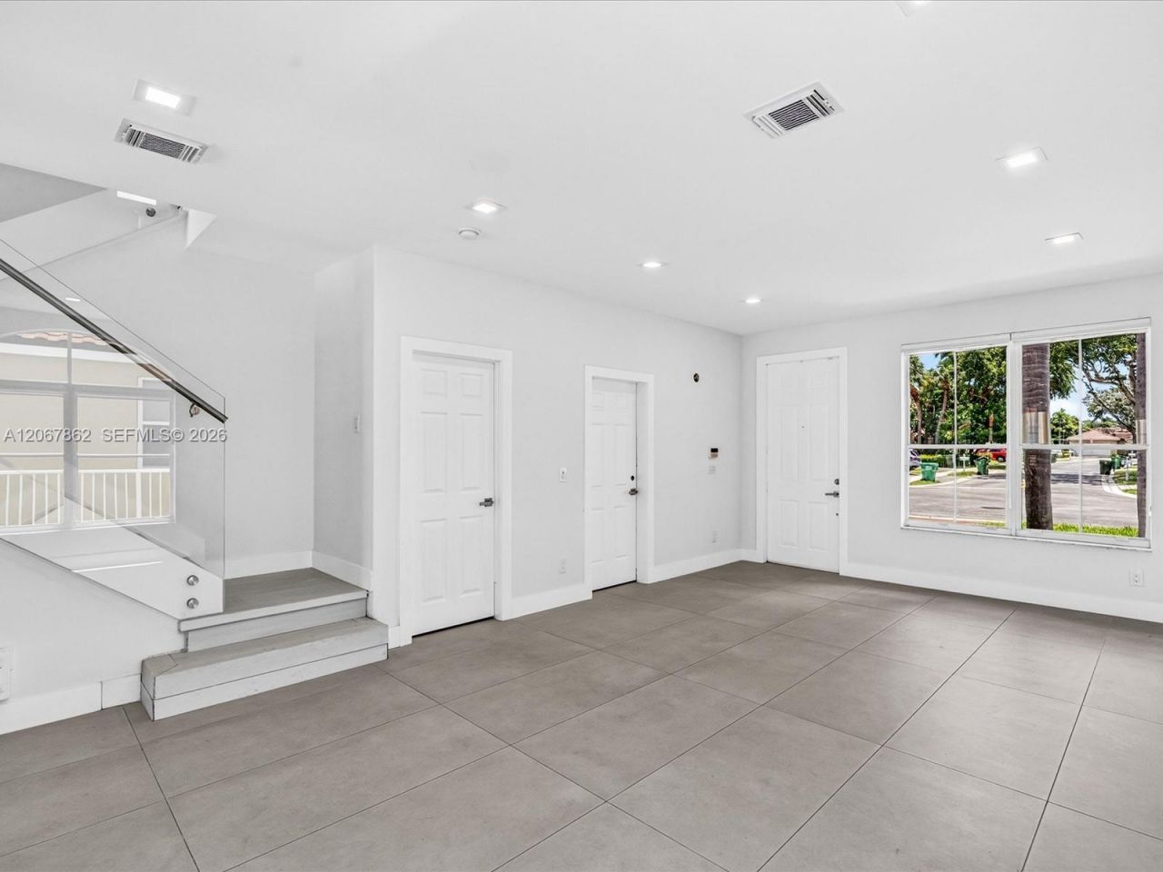 1800 NW 78th Ave, Pembroke Pines, FL 33024 Photo