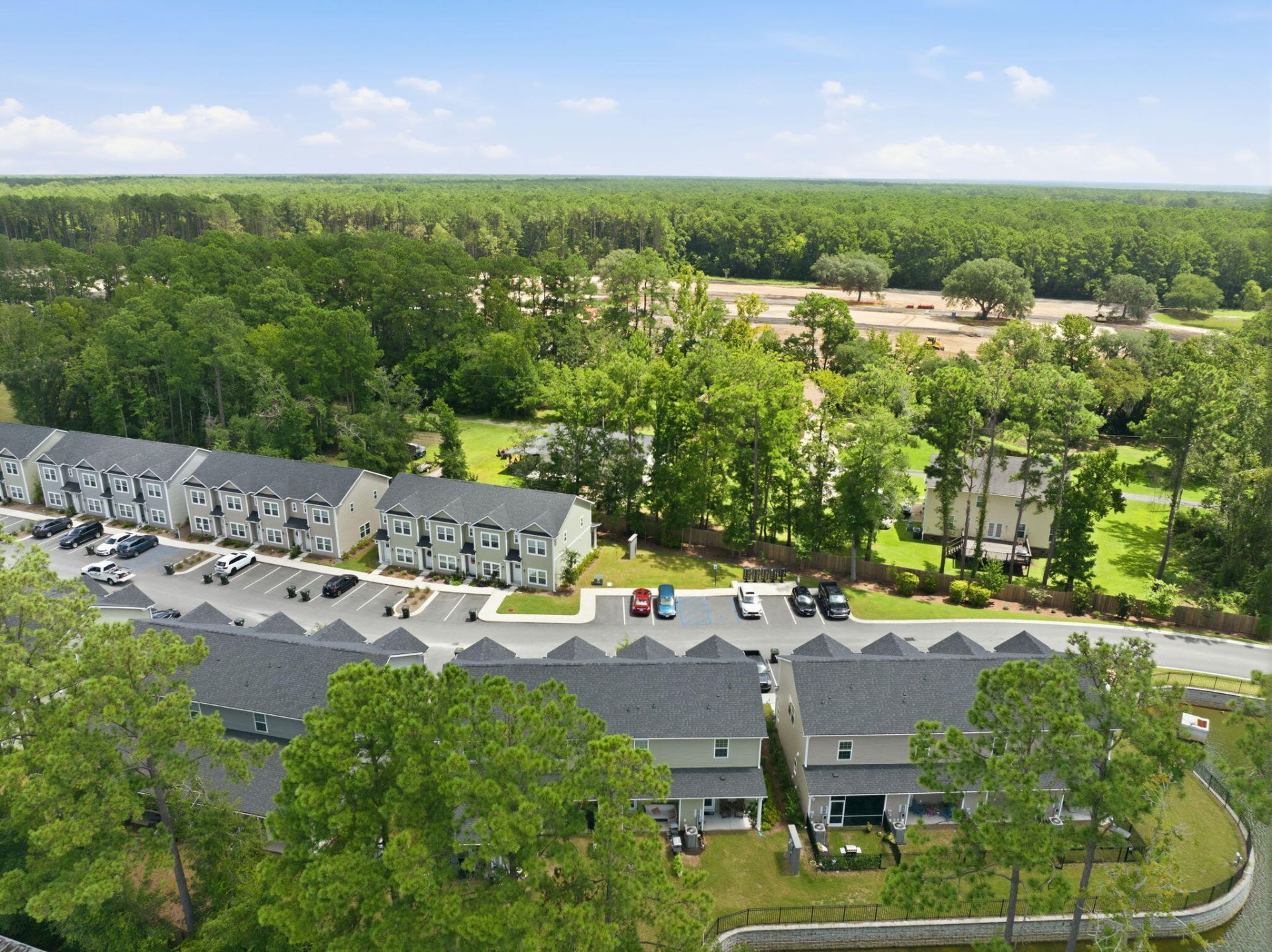 201 Twin Rivers Drive Photo 15