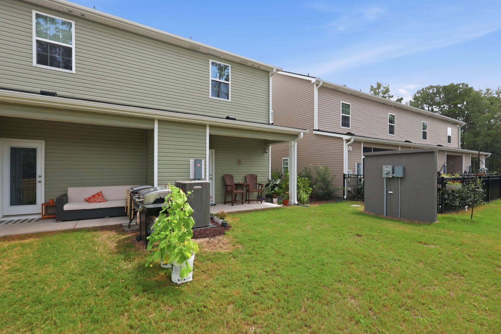 201 Twin Rivers Drive Photo 16