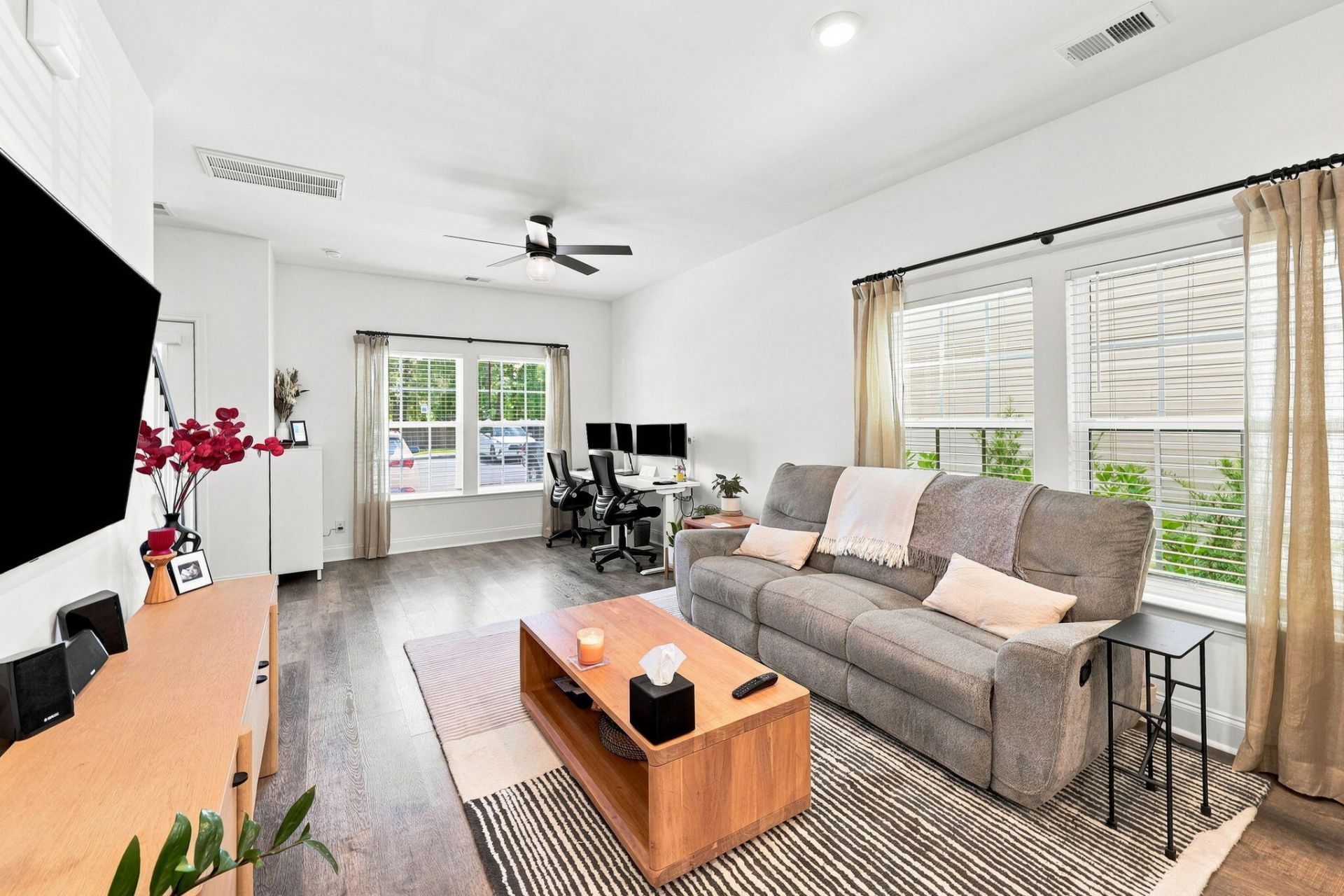 201 Twin Rivers Drive Photo 24