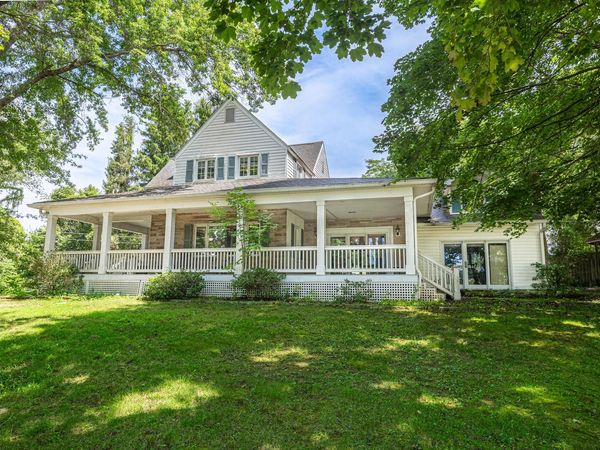 2001 Cambridge Road, Coshocton, OH 43812