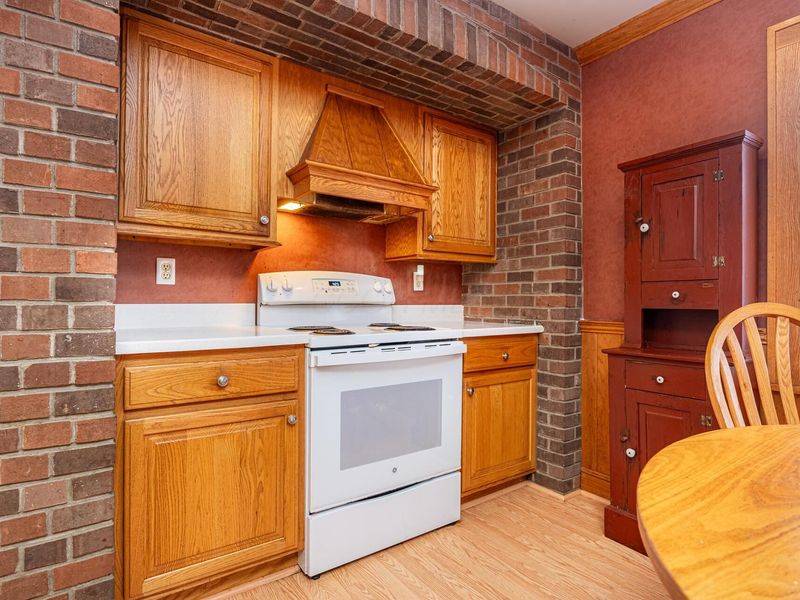 2001 Cambridge Road, Coshocton, OH 43812 Photo 10