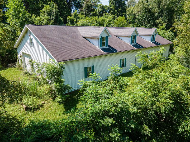 2001 Cambridge Road, Coshocton, OH 43812 Photo 3