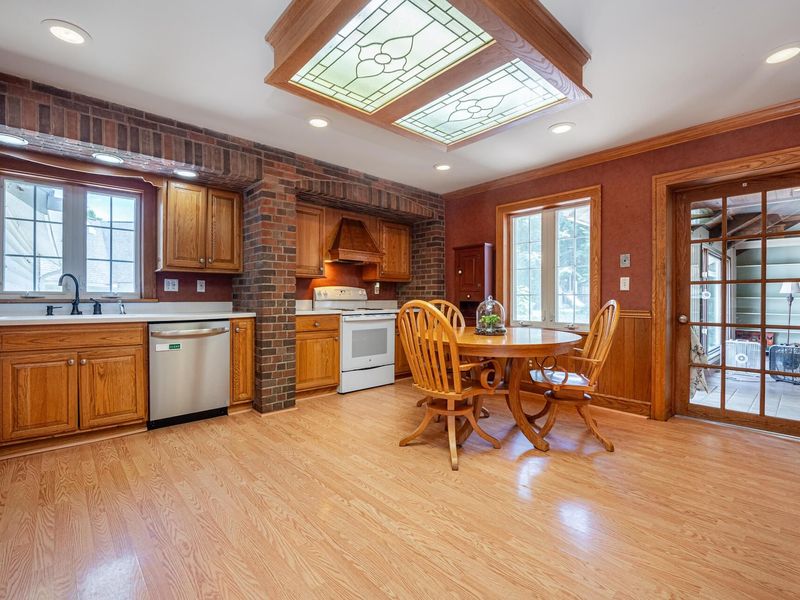 2001 Cambridge Road, Coshocton, OH 43812 Photo 9