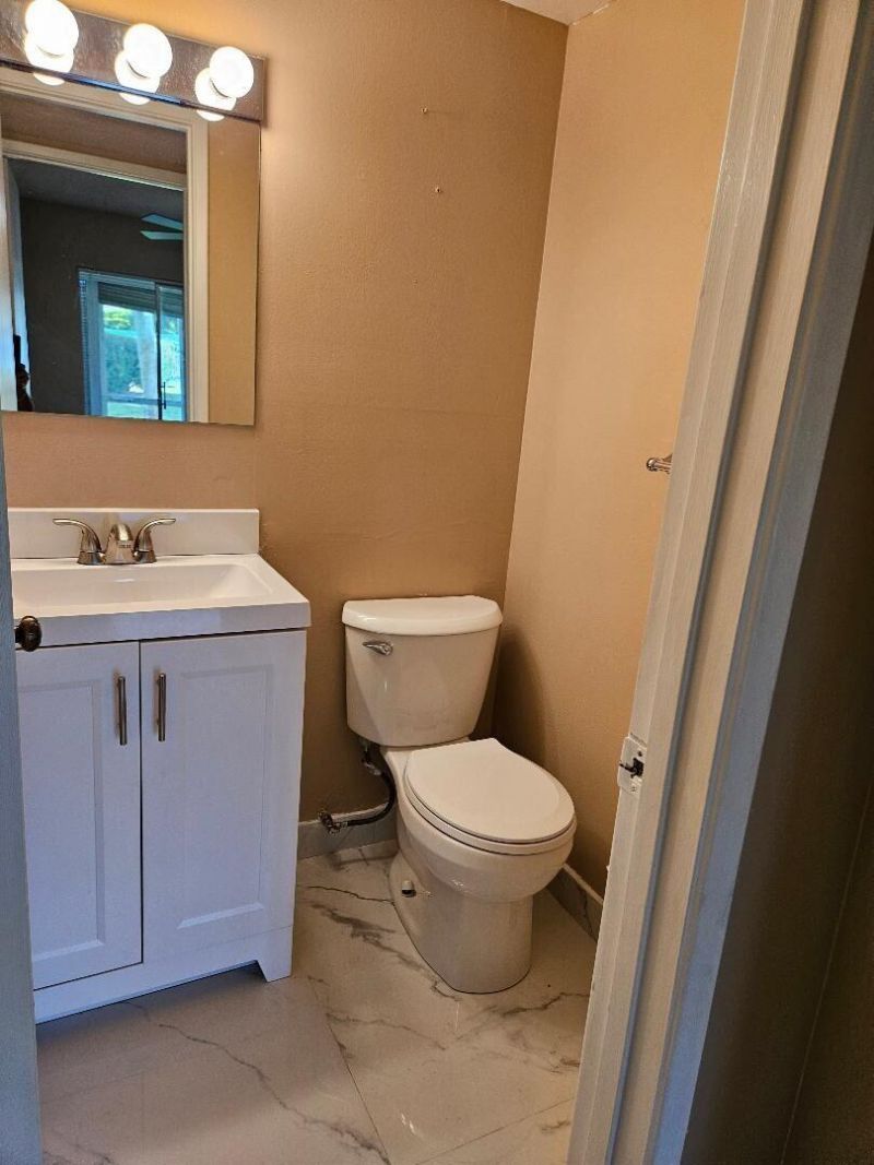 300 Village Green Circle S, Unit 114, Palm Springs, FL 33461 Photo