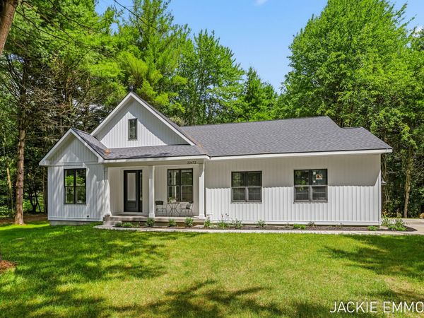 22672 W Kendaville Road, Pierson, MI 49339