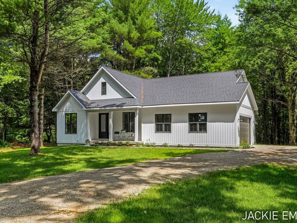 22672 W Kendaville Road, Pierson, MI 49339