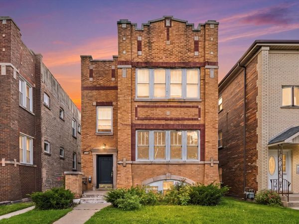2106 Grove Avenue , Berwyn, IL 60402