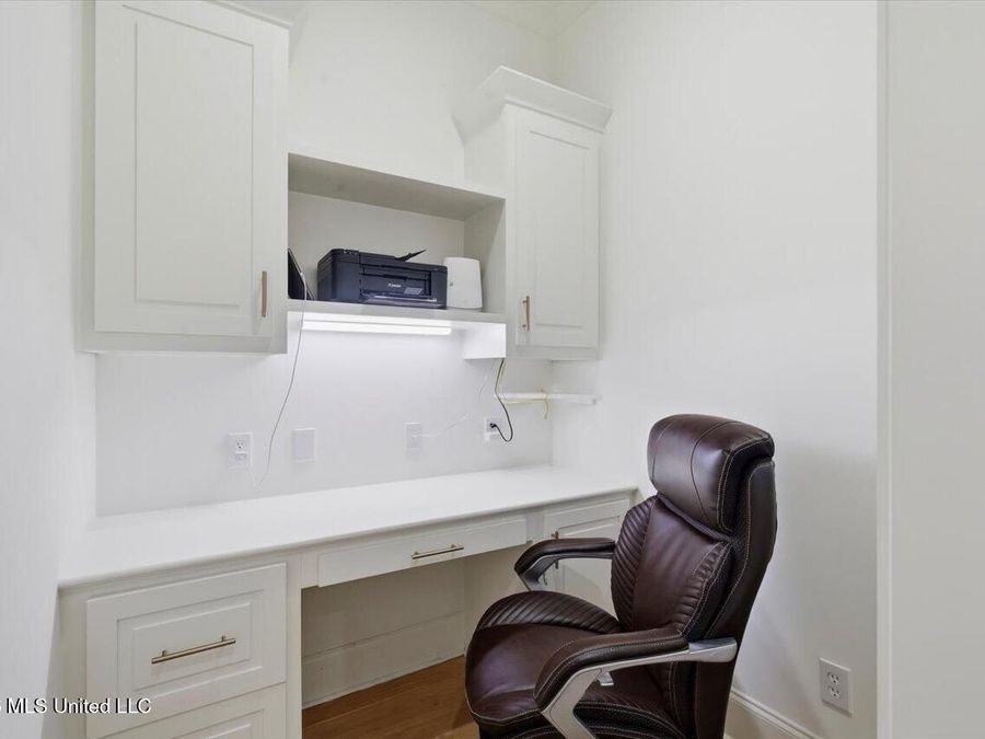 Property Image 32