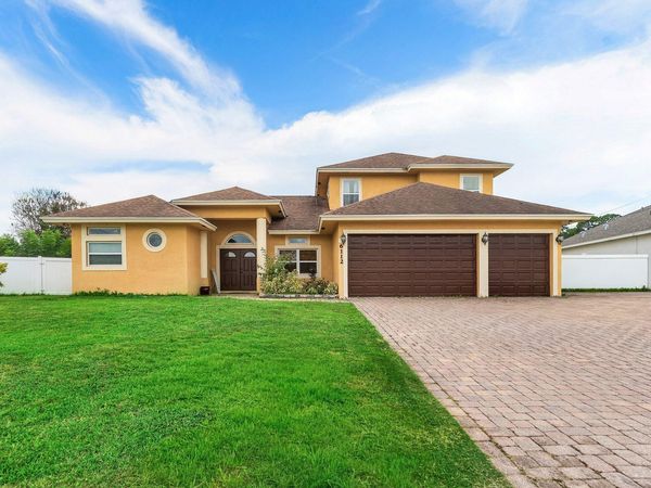 6112 NW GINGER Lane, Port St. Lucie, FL 34986