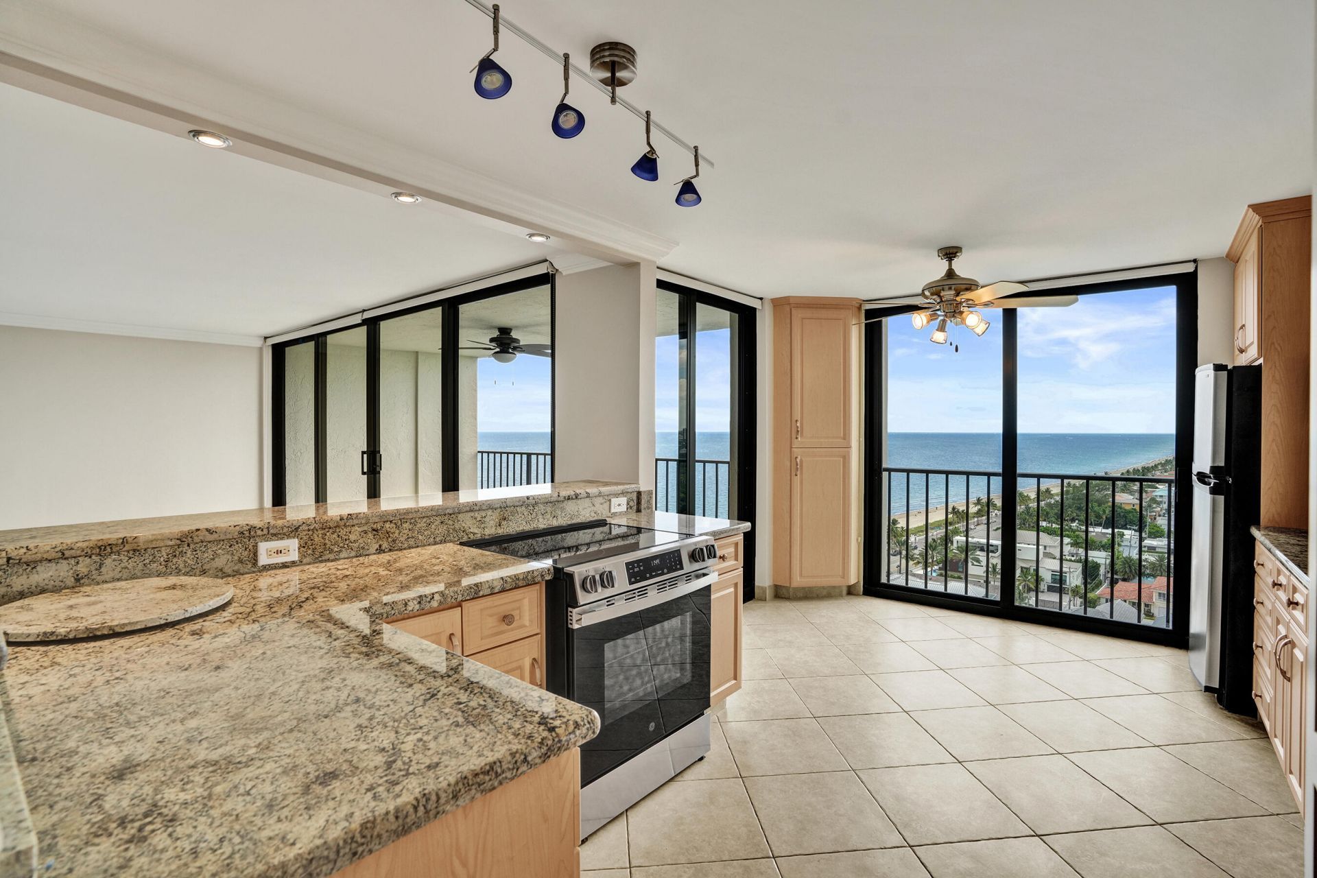 1901 N Ocean Boulevard, Unit STHC, Fort Lauderdale, FL 33305 Photo