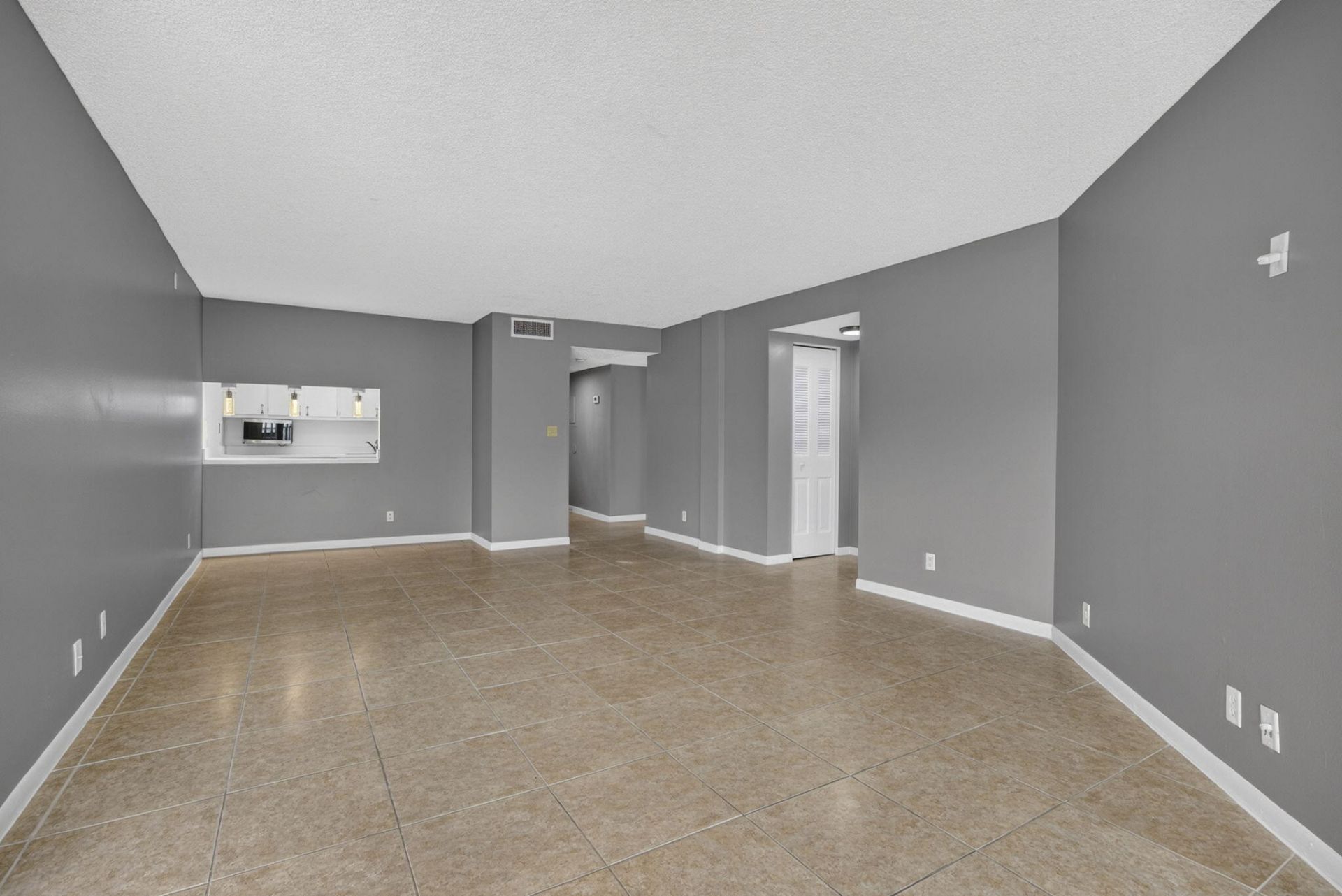 1900 N Congress Avenue, Unit 201, West Palm Beach, FL 33401 Photo