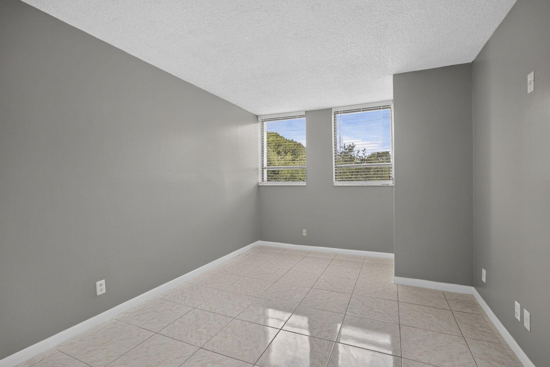 1900 N Congress Avenue, Unit 201, West Palm Beach, FL 33401 Photo