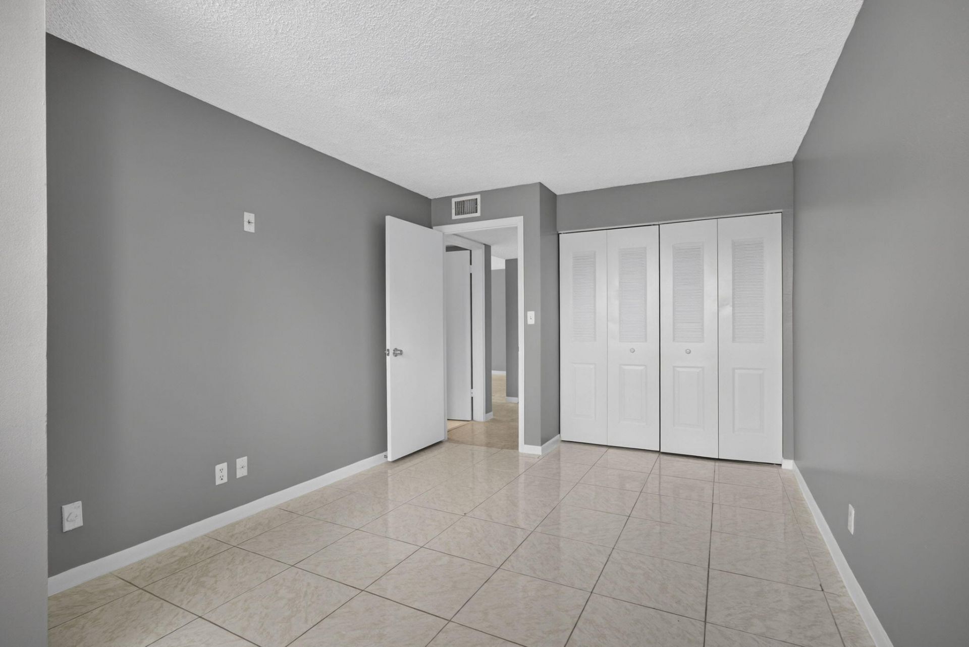 1900 N Congress Avenue, Unit 201, West Palm Beach, FL 33401 Photo
