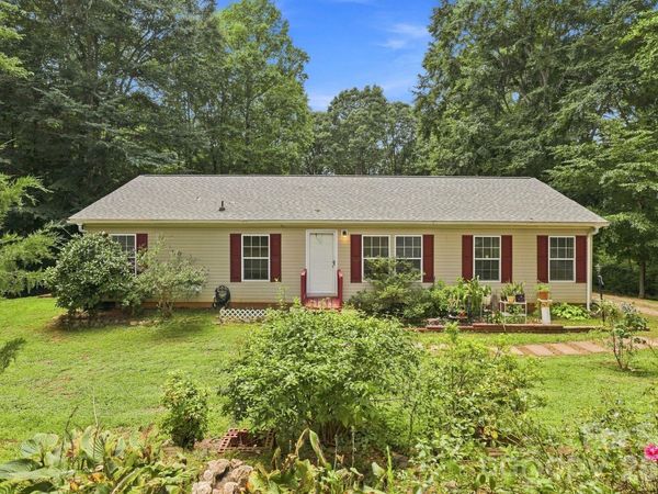 175 Riverfield Drive , Statesville, NC 28625