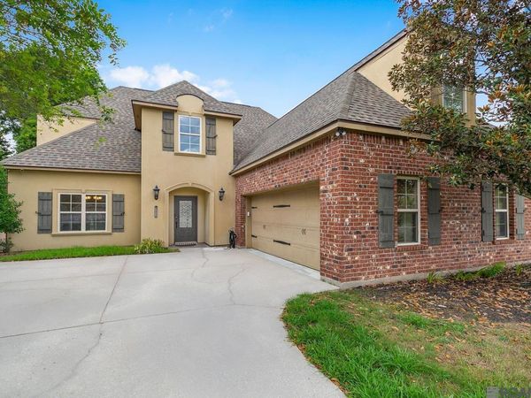 12249 Canterbury Park Dr, Geismar, LA 70734