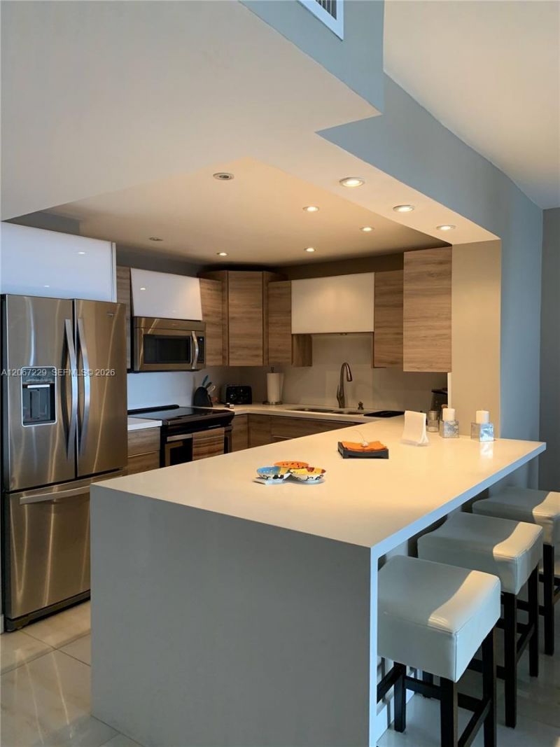 5701 Collins Ave , Unit 1003, Miami Beach, FL 33140 Photo
