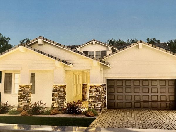 1054 E GLENEAGLE Drive, Chandler, AZ 85249