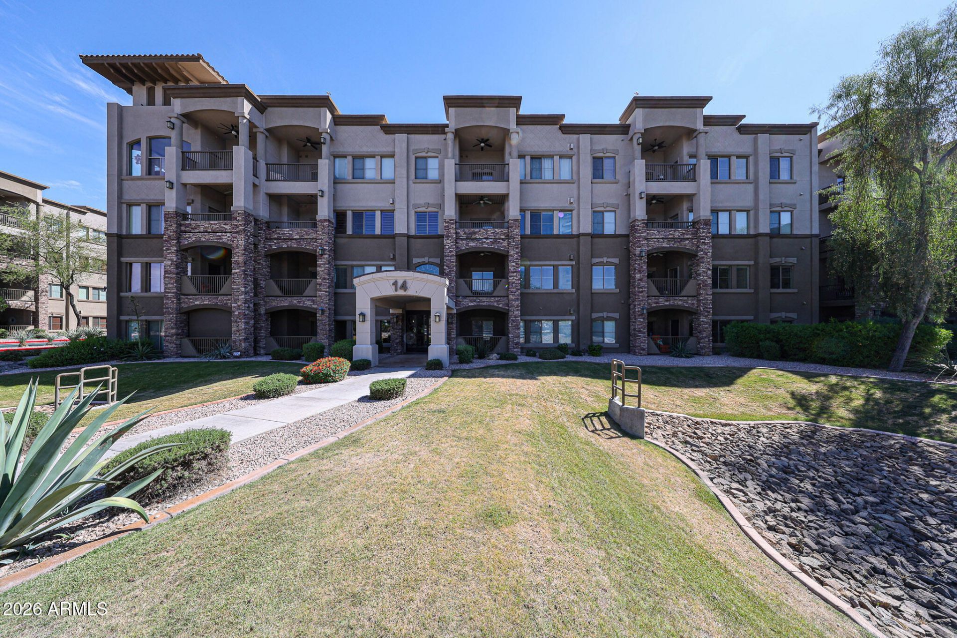 5350 E Deer Valley Drive, Unit 1238, Phoenix, AZ 85054 Main Photo