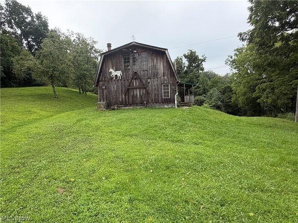 1215 California Ridge Road, Belleville, WV 26133