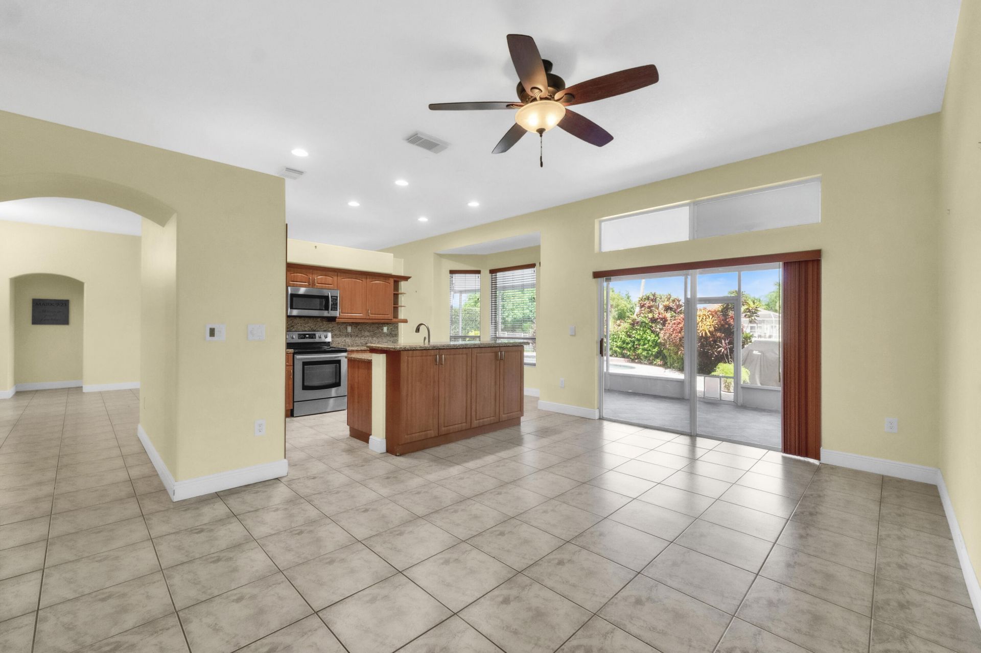 2325 NW 186th Avenue, Pembroke Pines, FL 33029 Photo