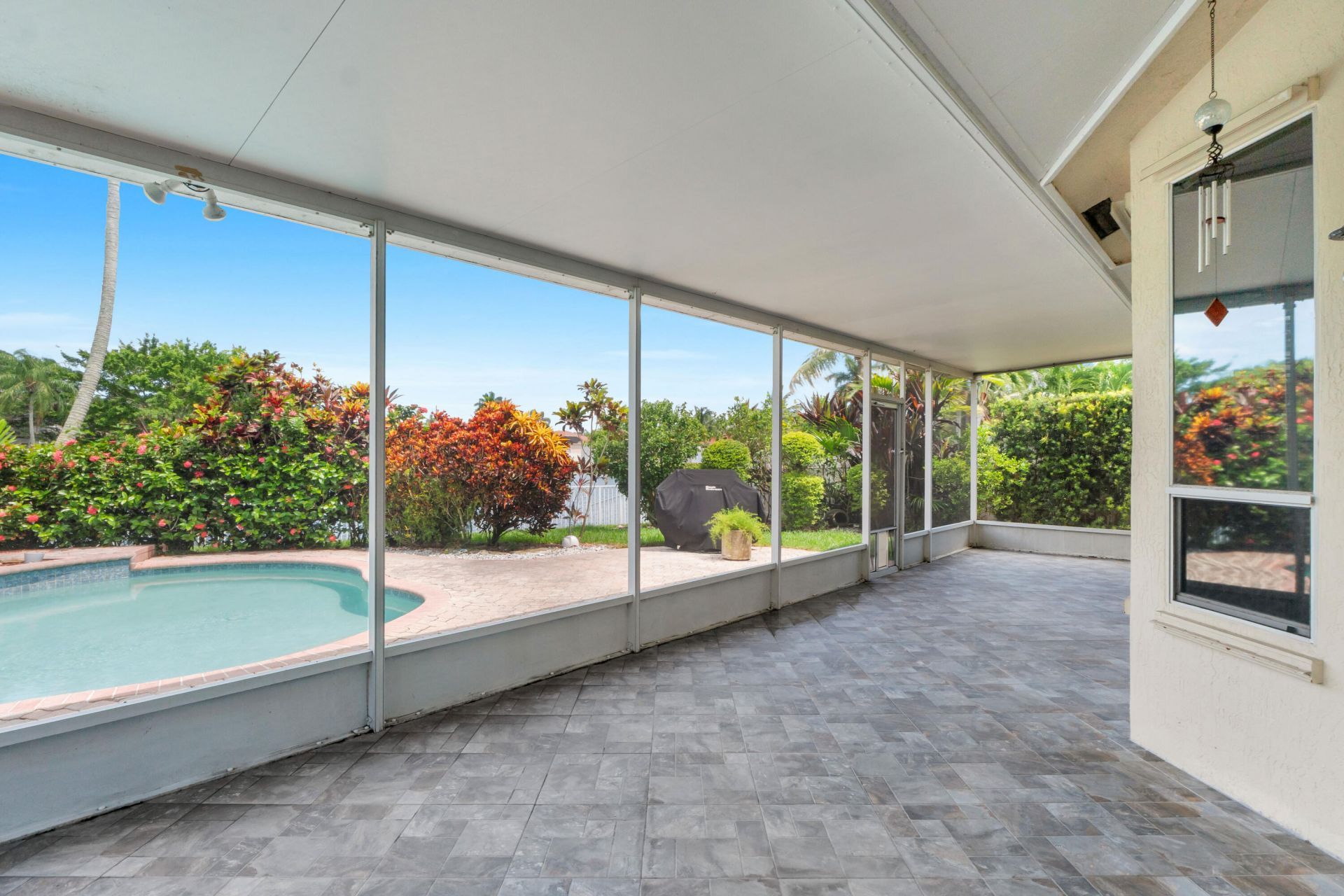 2325 NW 186th Avenue, Pembroke Pines, FL 33029 Photo