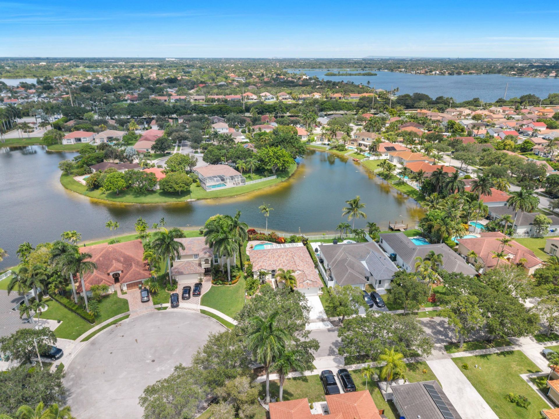 2325 NW 186th Avenue, Pembroke Pines, FL 33029 Photo