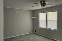 127 Aster Circle photo 4