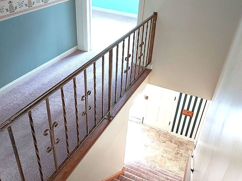 655 Cliffside Drive, Akron, OH 44313 Photo 30