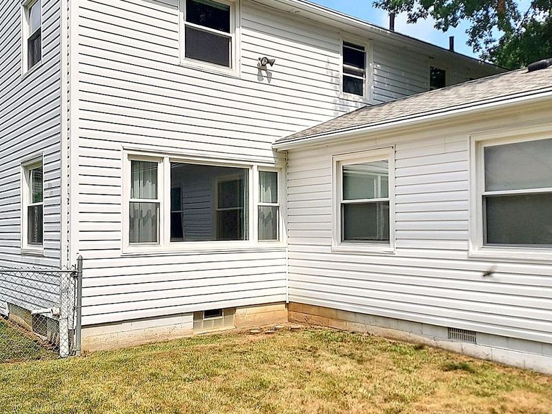 655 Cliffside Drive, Akron, OH 44313 Photo 37