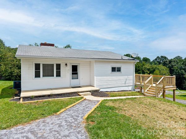 12 Baker Road , Asheville, NC 28806