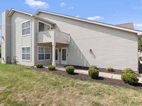 7721 Creek Bend , Unit 7721, Rockford, IL 61114