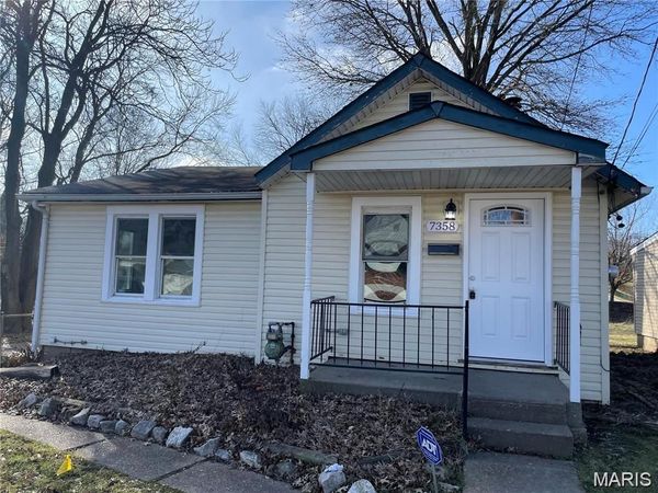 7358 Jenwood Avenue, Jennings, MO 63136