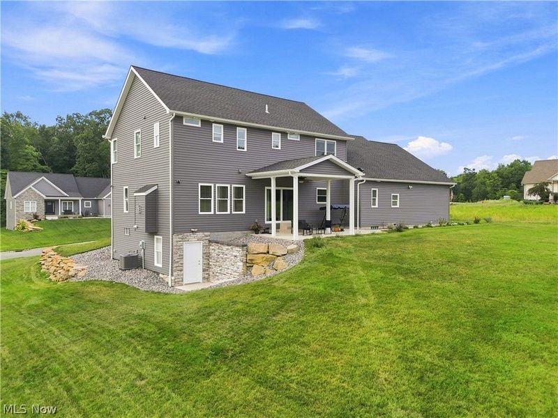 6385 Meander Glen Drive, Youngstown, OH 44515 Photo 2