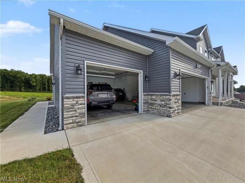 6385 Meander Glen Drive, Youngstown, OH 44515 Photo 33