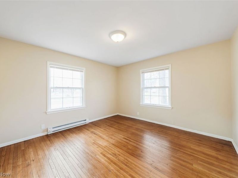 19208 Chagrin, Shaker Heights, OH 44122 Photo 9
