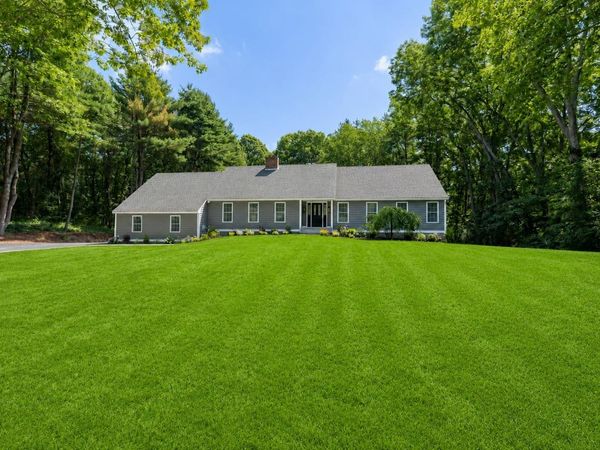 231 Post Road, North Hampton, NH 03862